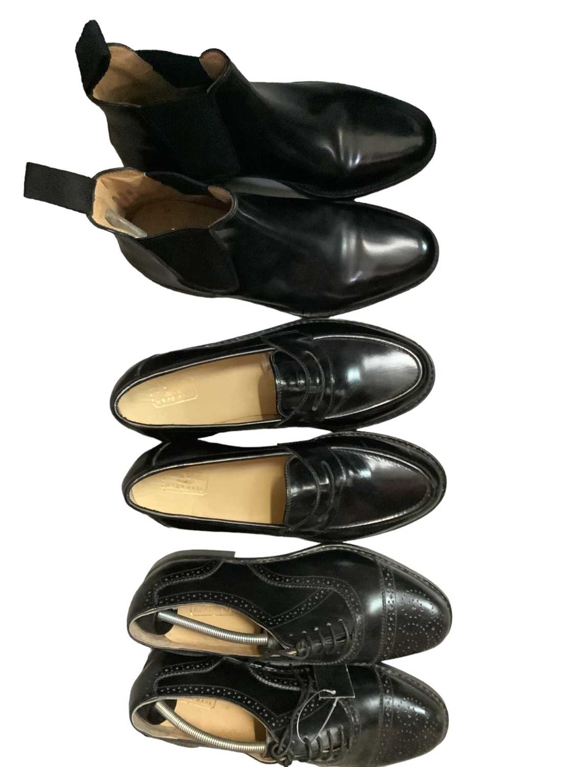 Lot 2166 - One box of gentlemens' size 7 shoes
