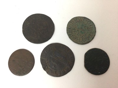 Lot 494 - G.B. - London mixed 17th century Tokens to include Half Pennie Newgate Street, Richard Skelson rare (Ref: Williamson 2028), St James Market, John Bottom rare (Will. 2529a), Farthings Snow Hill, L.W...