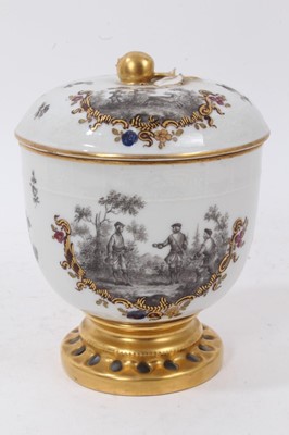 Lot 54 - Vienna porcelain covered bowl