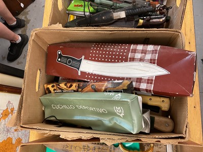 Lot 918 - Collection of fighting knives, hunting knives and bayonets (4 boxes)