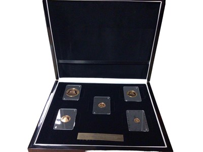 Lot 526 - Gibralta - L.M.O. Winston Churchill 'Our Finest Hour' five coin gold Sovereign collection to include £5, £2, £1, ½ & ¼ 2015 (N.B. All 22ct gold, approx. total Wt. 70gms) (N.B. Cased with Certificat...