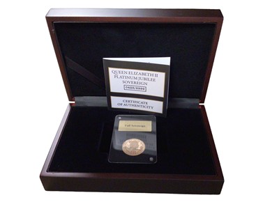 Lot 533 - Gibralta - Gold proof Queen Elizabeth II 'Platinum Jubilee' Sovereign 2022 (N.B. Cased with Certificat of Authenticity) (1 coin)