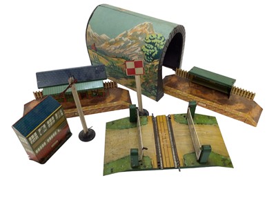Lot 1982 - Hornby O gauge clockwork tinplate 0-4-0 tender locomotive with French Pullman carriages, accessories and track, plus SNCF 3 rail diesel 1B1-711 and track