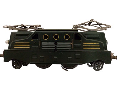 Lot 1982 - Hornby O gauge clockwork tinplate 0-4-0 tender locomotive with French Pullman carriages, accessories and track, plus SNCF 3 rail diesel 1B1-711 and track