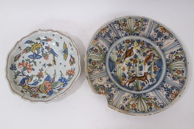 Lot 141 - 17th century Italian tin glazed dish and a French faience dish