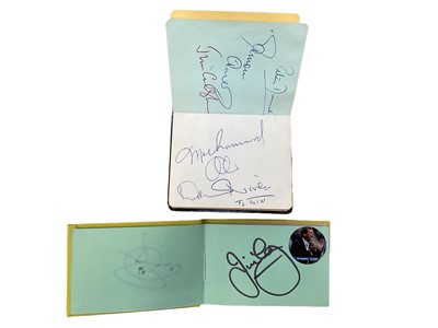 Lot 1406 - Autograph selection in 2 small albums