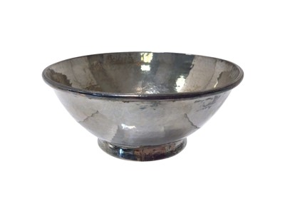 Lot 237 - 1920s silver sugar bowl