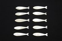 Lot 2786 - Ten solid Carsved mother of pearl fish