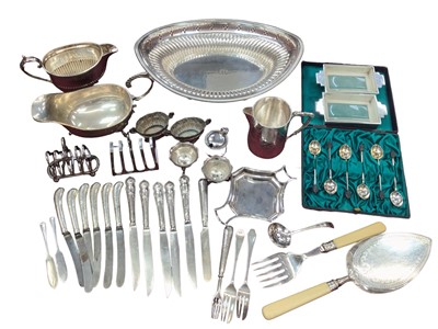 Lot 258 - Selection of miscellaneous silver and silver plate