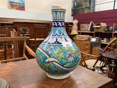 Lot 642 - 19th century Isnik Multini vase decorated with a snake