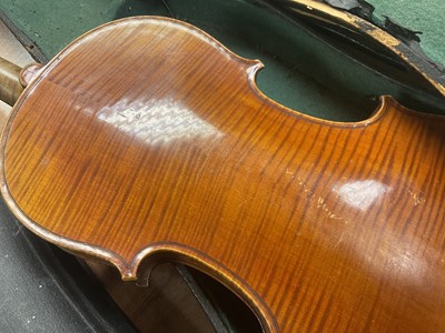 Lot 2219 - Hidalgo violin, in case