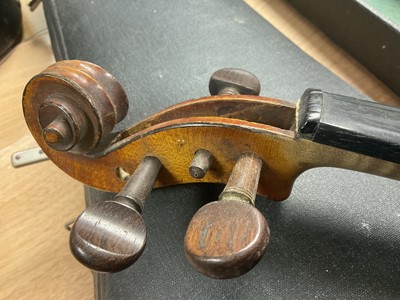 Lot 2219 - Hidalgo violin, in case