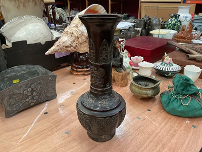 Lot 564 - Japanese bronze vase