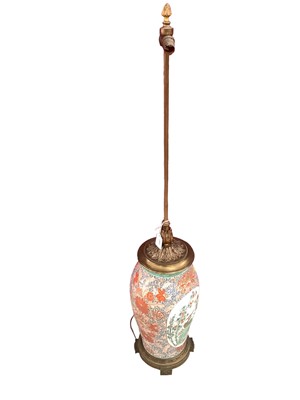 Lot 1167 - Early 20th century Japanese imari porcelain and ormolu mounted table lamp