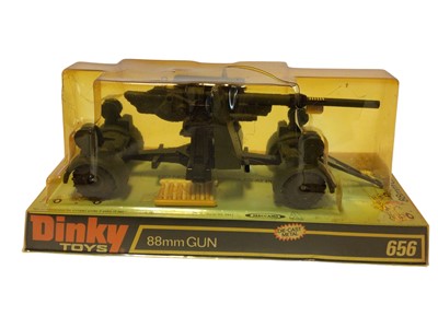 Lot 16 - Dinky Bren Gun Carrier with Anti-Tank Gun No.619, 6 Pounder Anti-Tank Gun No.625 & 88mm Gun No.656 (x2), all in bubblepack and base (4)