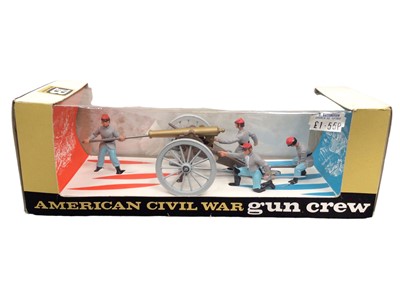 Lot 49 - Britains Wild West Confederate & Federal ACW Gun Team with Gun No.4435 & No.4465, both boxed (2)