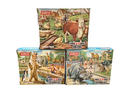 Lot 74 - Airfix HO OO scale Animal Series including Zoo Animals Set No.1 (x13), Zoo Animals Set No.2 (x6) & Farm Stock (x3), all boxed (22)
