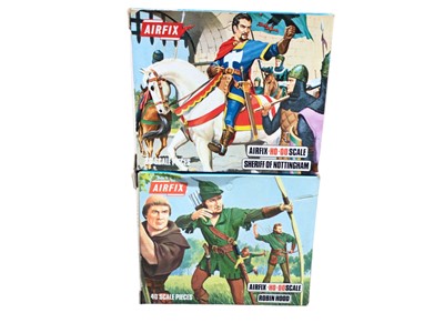 Lot 87 - Airfix HO OO scale Snap Together Sherwood Castle (Previously constructed), plus Robin Hood & Sheriff of Nottingham figures, all boxed (3)