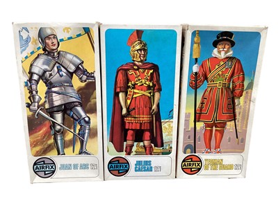 Lot 99 - Airfix 12th scale Series 2 Oliver Cromwell (x3), Charles 1, Caesar, Joan of Arc & Yeoman, plus other figures and Collectors Series 10th British Hussar 1815 (x5), all boxed (21 total)