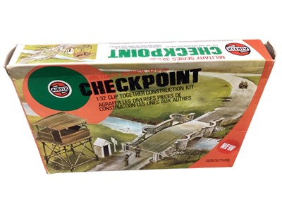 Lot 105 - Airfix 1:32 scale Military Series Desert Outpost (x3), Stronghold, Checkpoint & Bamboo House, all boxed (6)