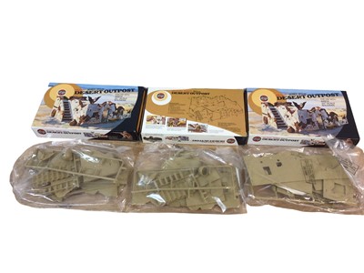 Lot 105 - Airfix 1:32 scale Military Series Desert Outpost (x3), Stronghold, Checkpoint & Bamboo House, all boxed (6)