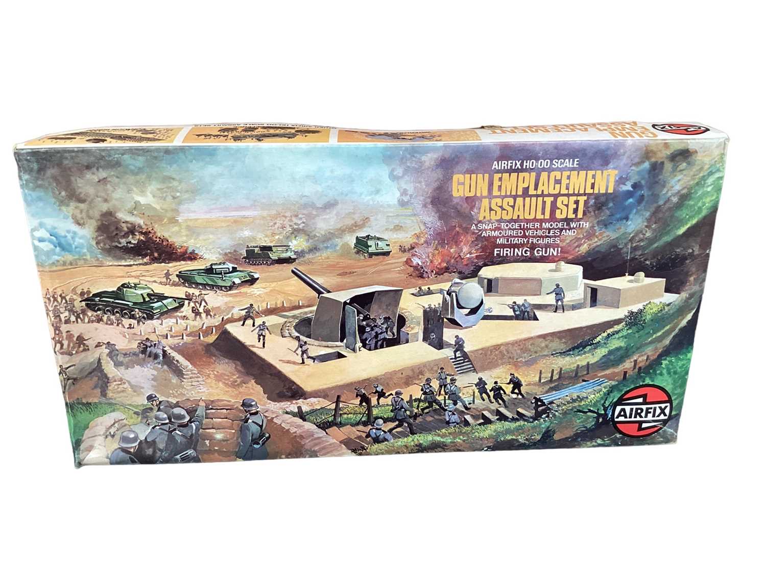 Lot 113 - Airfix HO OO scale Gun Emplacement Assault Set, boxed 51650-7