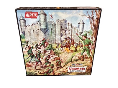 Lot 118 - Airfix HO OO scale Snap Together Sherwood Playset, boxed 1685 & Robin Hood & Sheriff of Nottingham Soldiers (blue box)(3)