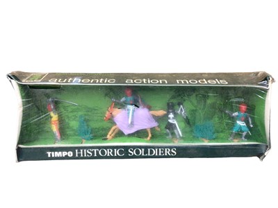 Lot 152 - Timpo Knights ser with two catapults,& Timpo Historic Soldiers Knights set No.16/8, both boxed (1)