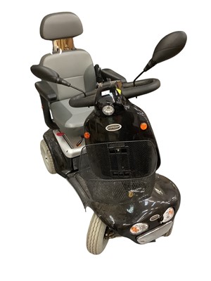 Lot 6 - Shoprider Cadiz Full Suspension 8mph Road Legal Mobilty Scooter