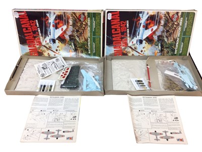 Lot 182 - Airfix Battlefront History Series Guadalcanal Aug 7th 1942 US Marine Assault Forces G1(x3) & Japanese Defence Forces G2 (x2) (5 total)