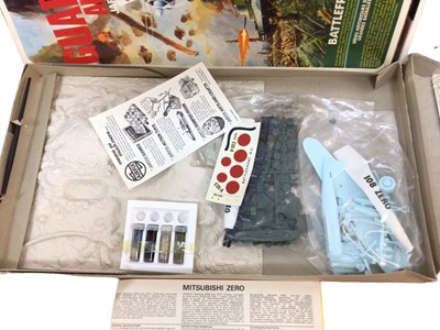 Lot 182 - Airfix Battlefront History Series Guadalcanal Aug 7th 1942 US Marine Assault Forces G1(x3) & Japanese Defence Forces G2 (x2) (5 total)