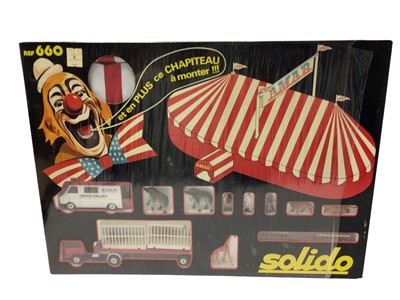 Lot 260 - Solido Circus set No.660, Camion Betailliere No.373, Camion Cages Amar No.332, all boxed (3)