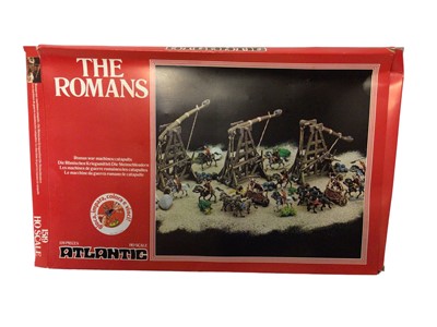 Lot 302 - Atlantic HO Scale The Romans The Roman War Machines:Catapults No.1519, box squashed, 1:32 scale Gladiators & Christians No.1612, boxed sealed, HO Scale The Roman Cavalry (chariot) No.1810 (x6), The...