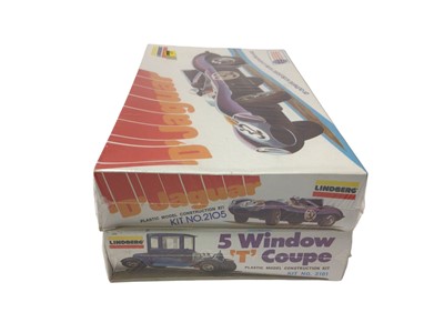 Lot 326 - Revell The History Makers 1:32 Scale Self Propelled Howitzer No.8625 & Northrop Hawk model kits No.8611 and 1:35 Scale 8th Army Soldiers, Monogram 1:35 Scale Army Jeep & Anti-Tank Gun No.6302, Atta...