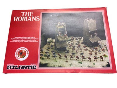 Lot 353 - Atlantic HO Scale The Romans Roman War Machines:Seige Towers No.1518, boxed (1)