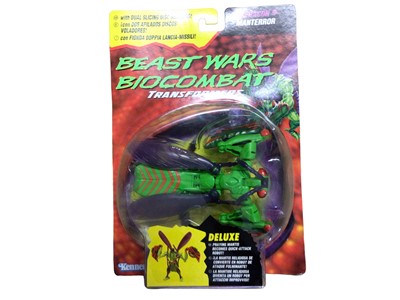Lot 361 - Kenner Beast Wars Biocombat Maximals including Cheetos Ghephard, Rhinox, Bonecrusher, Snarl & Cybershark Squalo Tigre and Pedacons Tarantulas, Waspinator Punginator & Manterror, on card with bliste...
