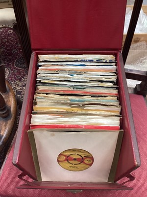 Lot 699 - Vintage case of single records including James Brown, and the famous flames, four tops, Aretha Franklin, The Elgins, Wilson Pickett, Percy Sledge and Edwin Starr