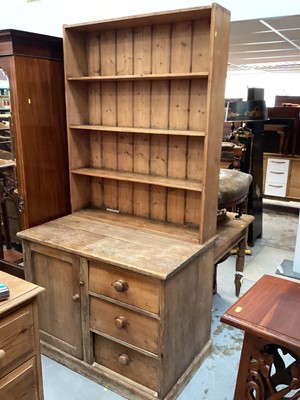 Lot 1237 - Antique pine two height dresser