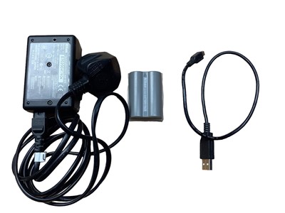 Lot 2351 - Nikon D80 camera with lens