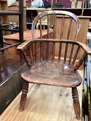 Lot 1214 - 19th century ash and elm child's Windsor chair