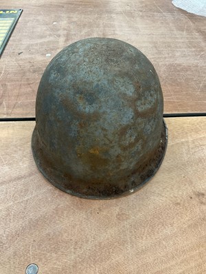 Lot 768 - WW2 American helmet