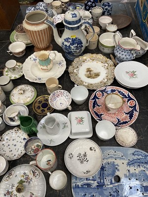 Lot 146 - 18th / 19th century ceramics