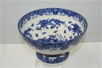 Lot 2167 - Royal Doulton Oyama pattern blue and white...