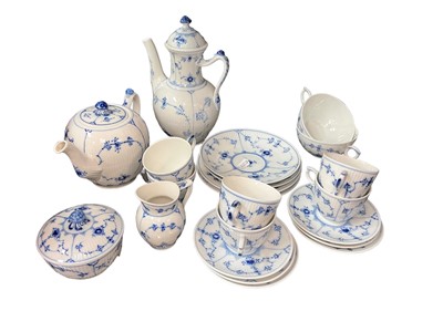 Lot 167 - Collection of Royal Copenhagen onion pattern teawares