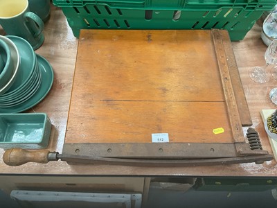 Lot 512 - Old wooden paper guillotine