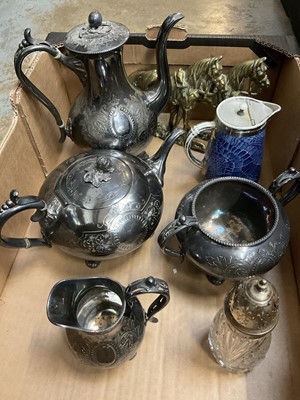 Lot 197 - Group of silver plate and sundries