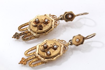 Lot 782 - Pair of Victorian gold pendant earrings