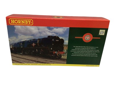 Lot 1823 - Hornby OO gauge R3824 BR 35028 'Clan Line' Centenary Year Limited Edition Locomotive, brand new in box, Horny OO gauge R2835 BR 4-6-2 Britannia Class Locomotive 'Owen Glendower' 70010, brand new in...