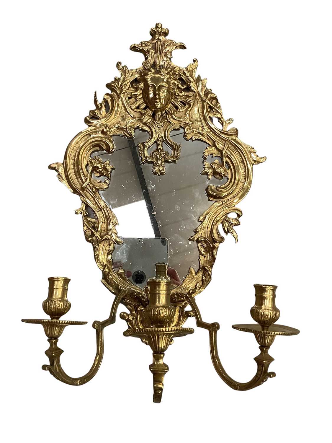 Lot 1694 - Rococo style gilt metal wall sconce