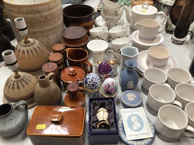 Lot 374 - Hornsea tea ware, Wedgwood Jasperware, two pottery table lamps and other ceramics